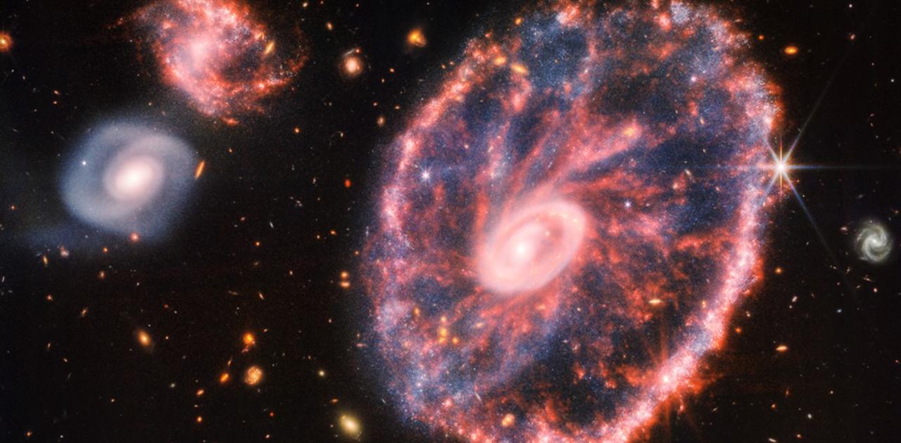 5億光年かなたの銀河の画像が届きました。語彙力消える美しさ…