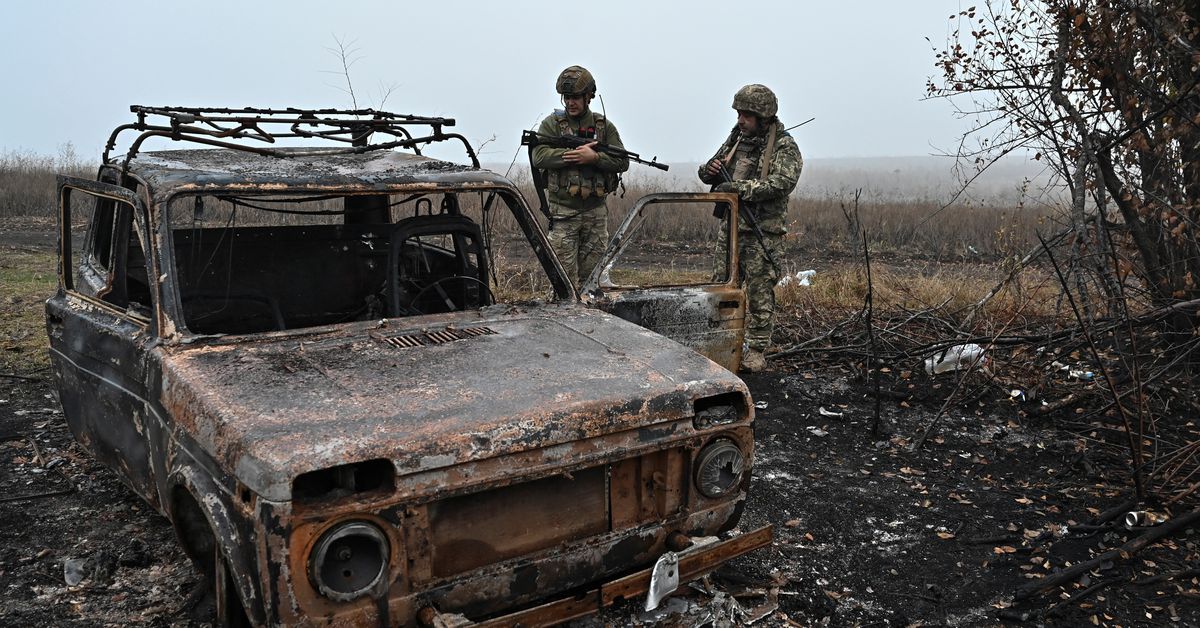 ウクライナ軍兵士19人死亡、最前線で表彰式 政府調査に着手