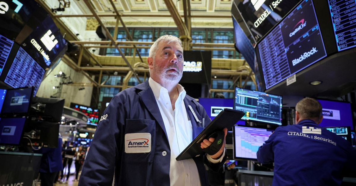 米国株式市場＝小幅に上昇、矛盾するＦＲＢ当局者発言を精査