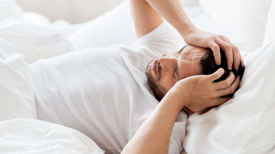 睡眠不足によって「痛み」が引き起こされるメカニズムが判明