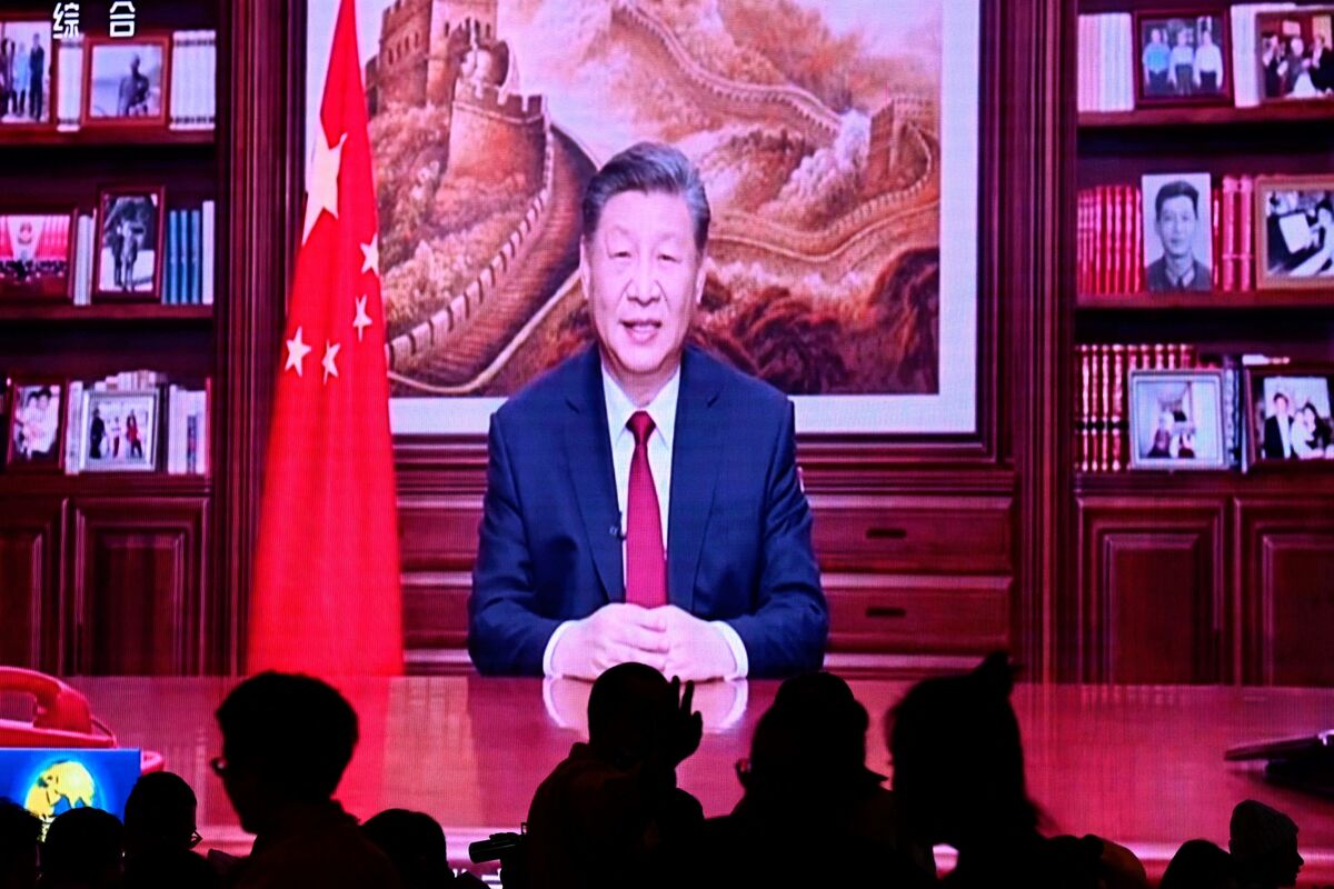 中国は景気回復強化へ、「祖国統一は歴史的必然」－習主席が新年演説