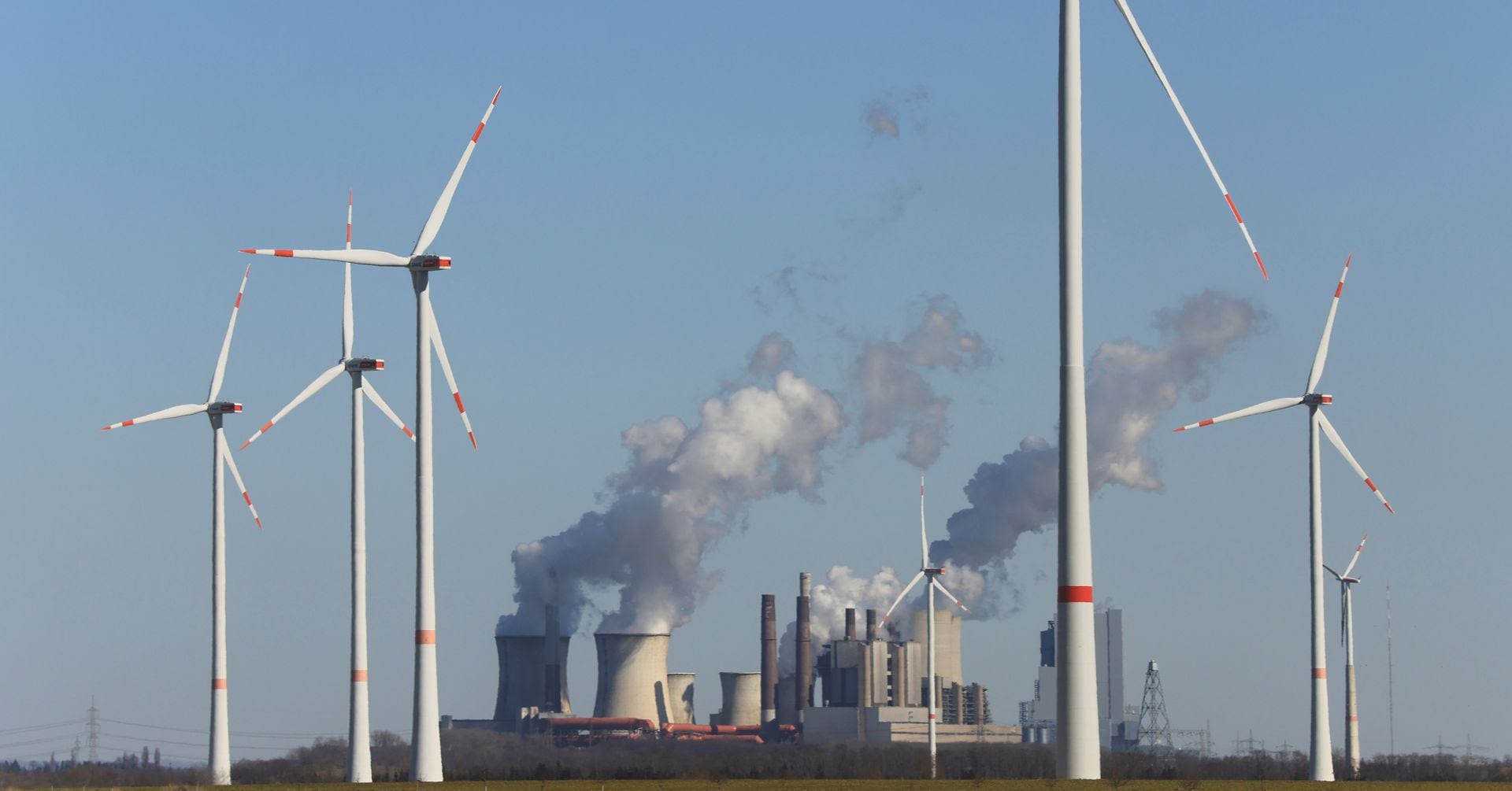 コラム：欧州の発電、風力が初めて石炭抜く エネルギー移行で大きな節目