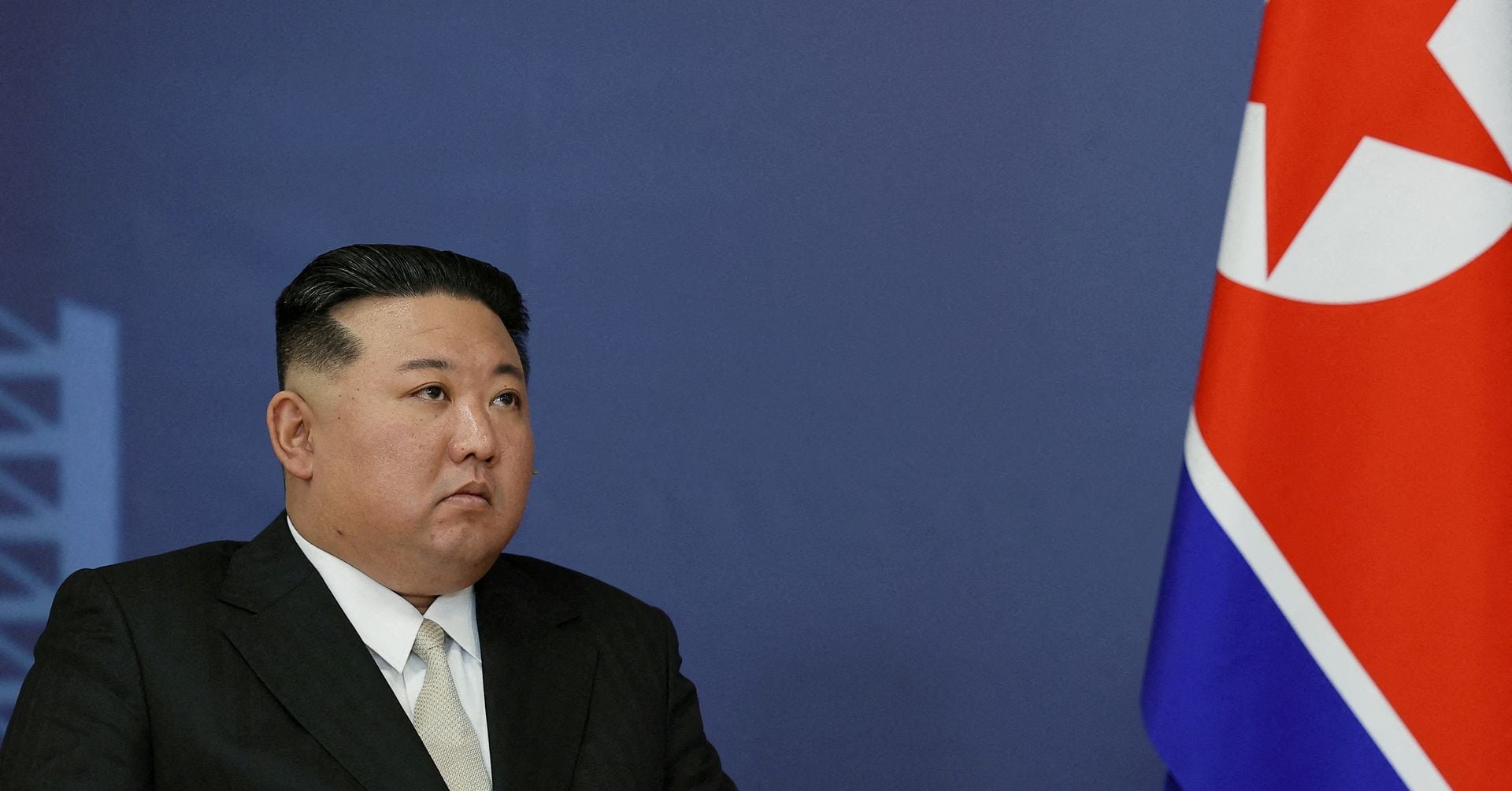 北朝鮮が弾道ミサイル、中距離と韓国軍分析 日本のＥＥＺ外に落下か