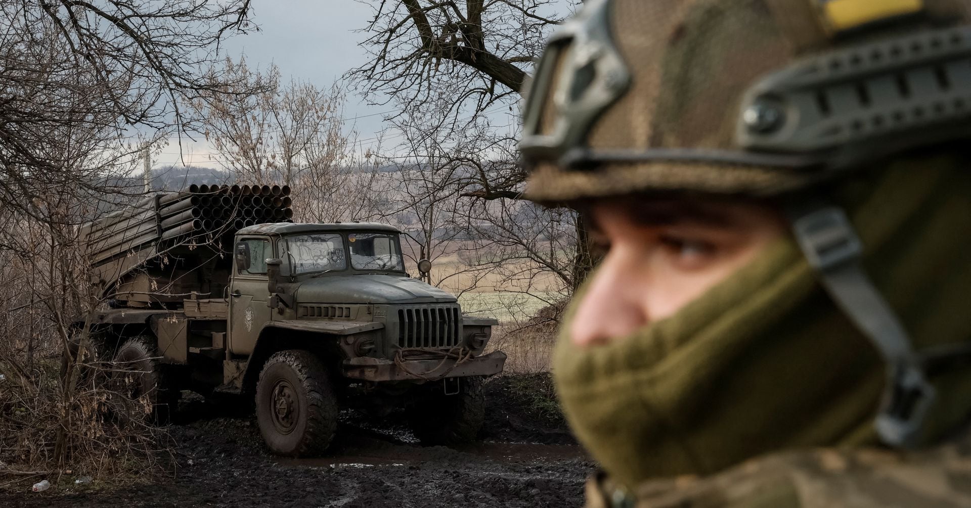焦点：消耗するウクライナ軍、兵力も弾薬も不足 ロシア軍の優位鮮明に