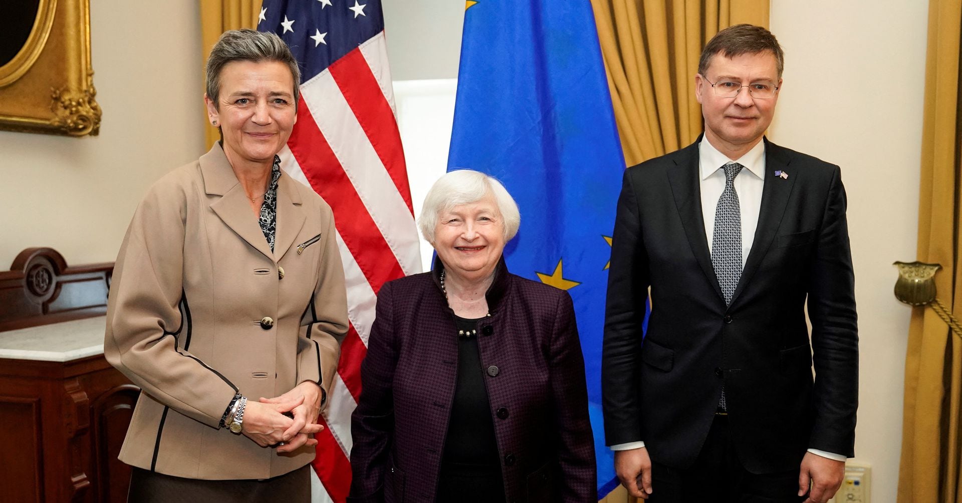 米財務長官、ウクライナ支援巡る取り組み強調 ＥＵ高官と会談