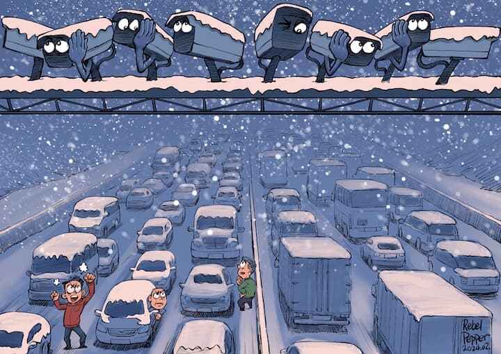 大雪で車が立ち往生しても助けなし...「不信の国」中国のあまりにお粗末な防災意識