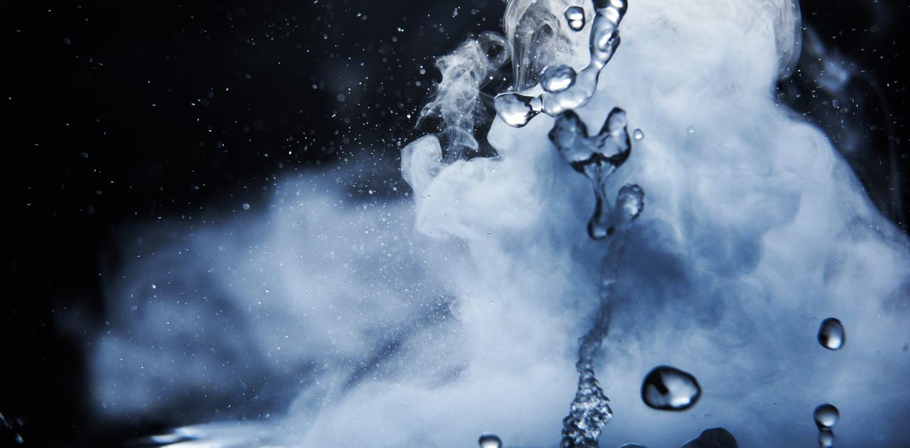 大気圏の水蒸気を減らしたら、温暖化を抑止できるか？