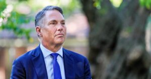 豪、中国軍機の豪軍ヘリ妨害を非難 「容認できない」