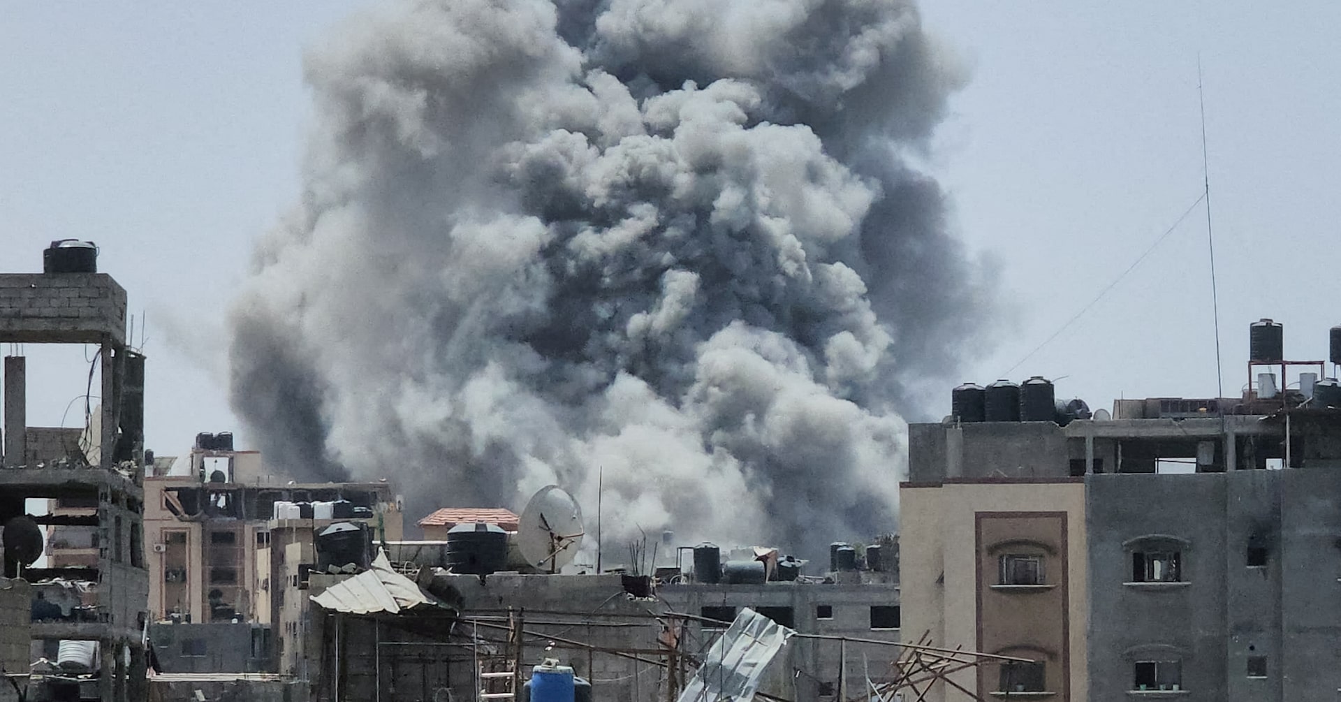 イスラエル軍、ガザ北部ジャバリアで病院攻撃 南部ラファも空爆