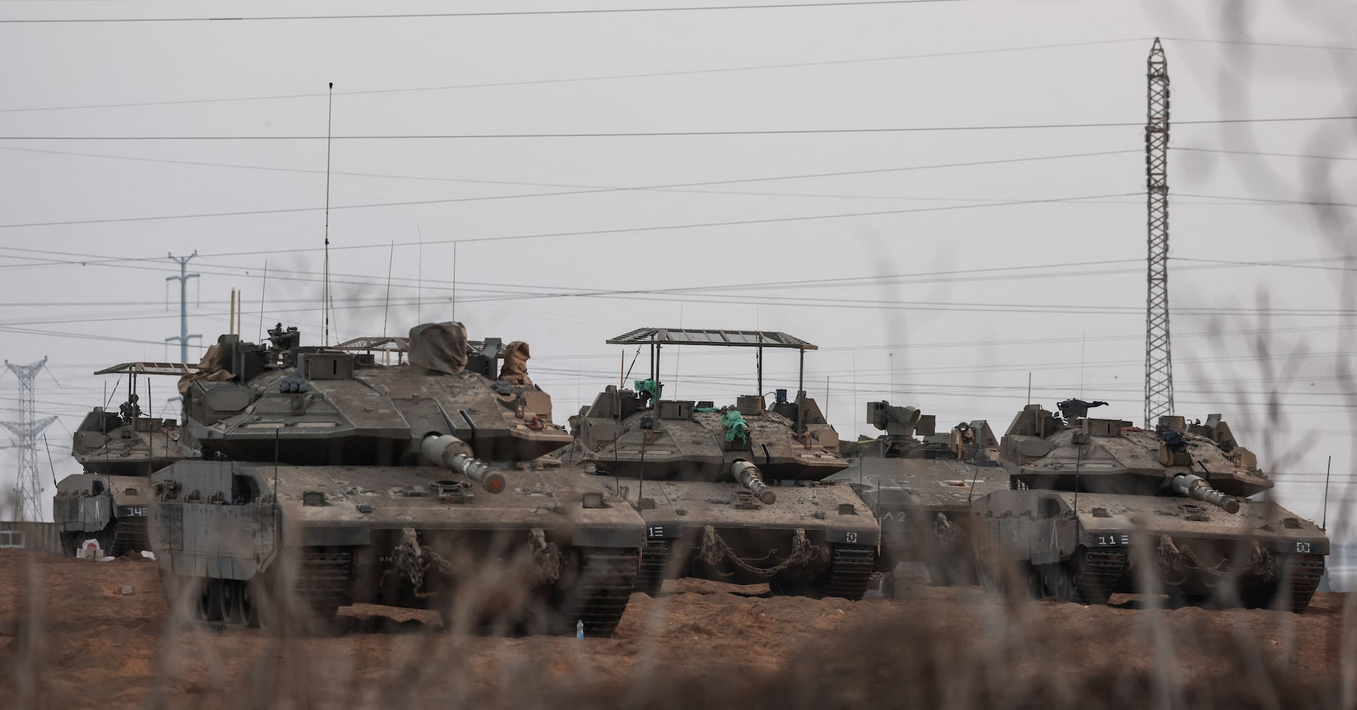 イスラエル、戦争の目的達成に必要なことは何でも実施＝国防相