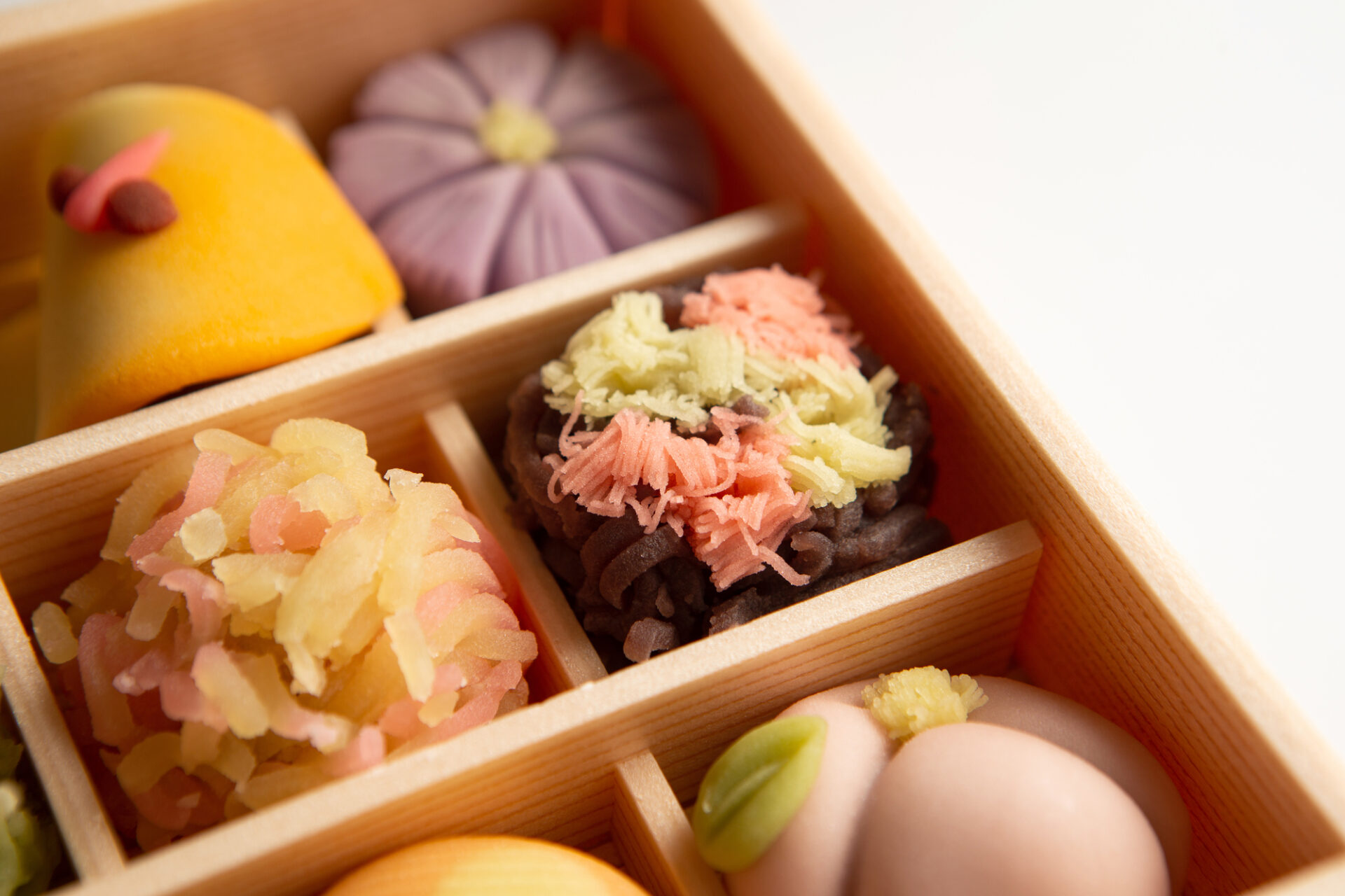 「東京都で人気の和菓子」ランキングTOP10！ 1位は「千成もなか本舗 巣鴨店」【2024年6月版／Googleクチコミ調べ】