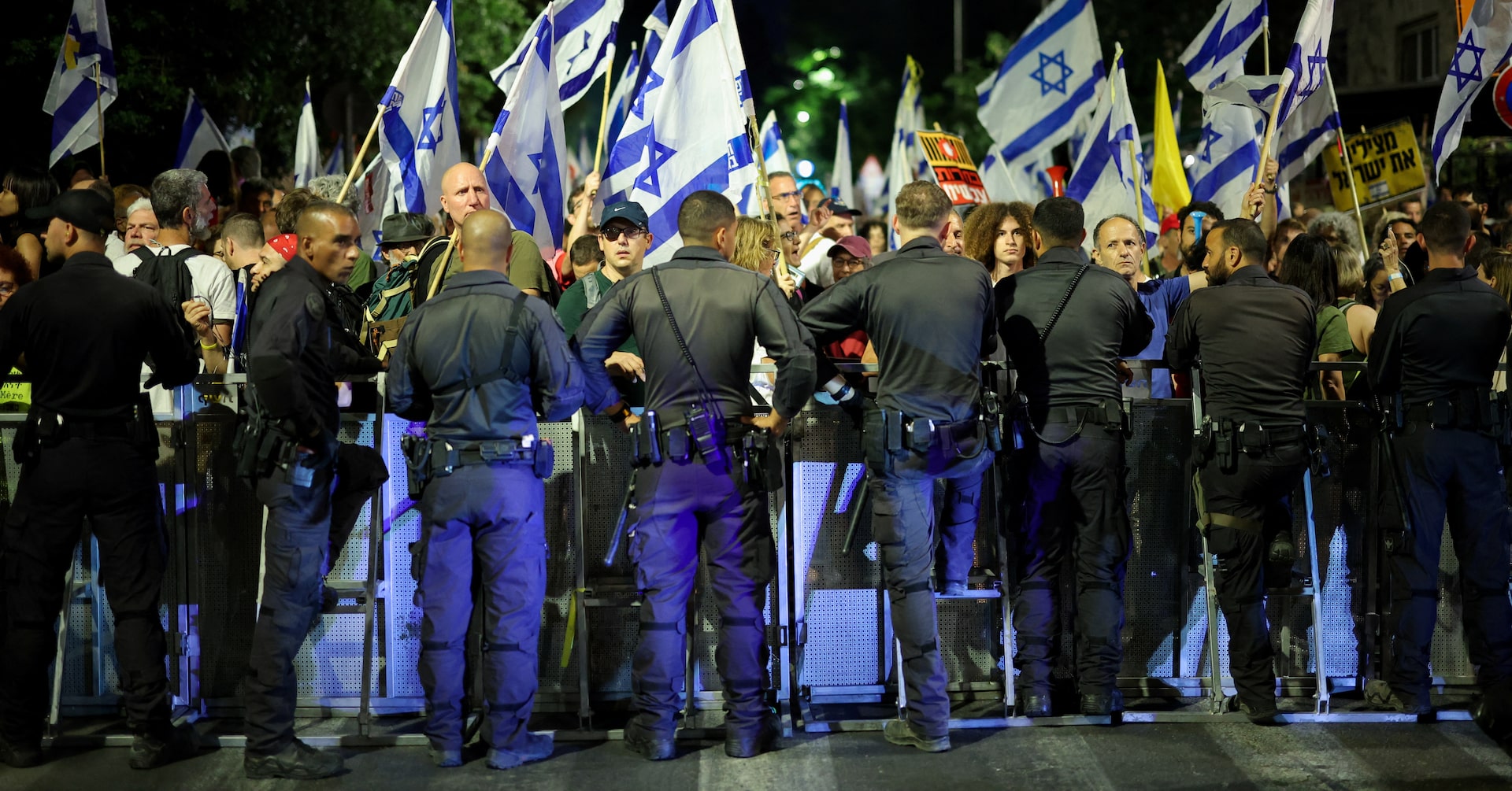 イスラエルで反政府デモ、数千人規模 ネタニヤフ首相の退陣要求