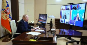 プーチン氏、核搭載可能な中距離ミサイル配備再開を示唆 米に対応