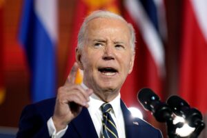 米民主党､トランプ氏の政策目標を標的に－バイデン氏への疑念かわす