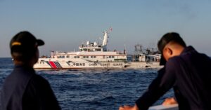 フィリピンと中国、南シナ海問題で対話チャネル設置へ＝情報筋