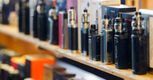 豪州、電子たばこの新規制施行 政治的妥協で混乱も