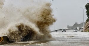 中国、自然災害の経済損失急増 7月は前年の2倍近く