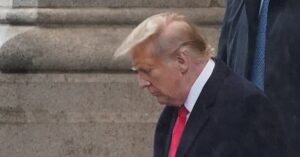 トランプ氏、新たな起訴状への無罪主張 大統領選結果の転覆巡り