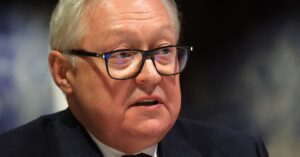 ロシア外務次官、核兵器使用の軍事ドクトリン変更を明言