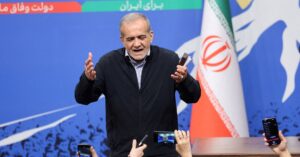 中東紛争拡大なら「取り返しのつかない」結果、イラン大統領が警告