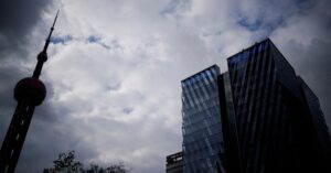 鴻海の従業員4人が中国で拘束と台湾当局、「背任」容疑