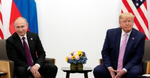 ロシア大統領府、プーチン氏とトランプ氏の電話を否定