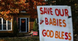 米10州で中絶の権利巡る住民投票、フロリダは否決 アリゾナ可決へ