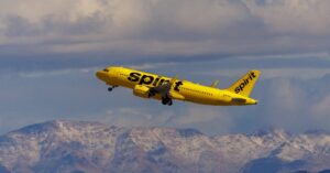 米旅客機に銃撃、ハイチ首都への着陸時 乗務員が負傷