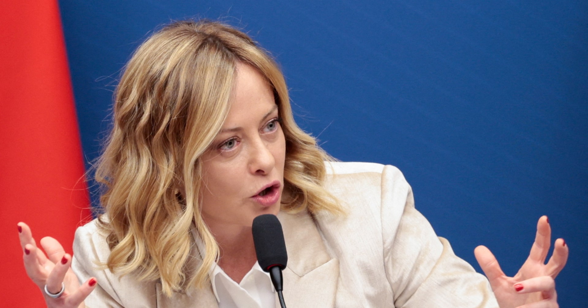 アングル：メローニ伊首相、改革掲げ司法界と真っ向対立 支持率上昇で勝算も