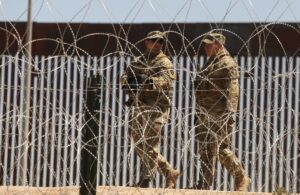 米・メキシコ国境、フェンタニル押収量急減－逮捕者数も大きく減る