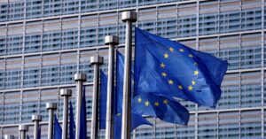 欧州委、大規模汎欧州防衛プロジェクト呼びかけへ＝白書草案