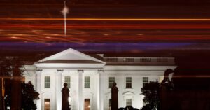 相互関税「4月2日発動方針維持」、財務長官発言受けホワイトハウス