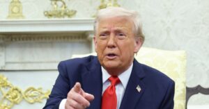 イラン、米との核合意「引き延ばし」 核開発断念する必要＝トランプ氏