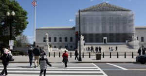 トランプ米大統領の出生地主義見直し、最高裁が5月に審理