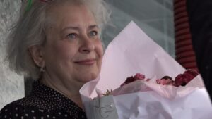 「かつらを被りメガネをかけて変装」ロシアを脱出したロシア人女性記者が激白「ロシアにジャーナリズムはない」明らかになった2年間の監視 約3週間にわたる2800kmの脱出劇