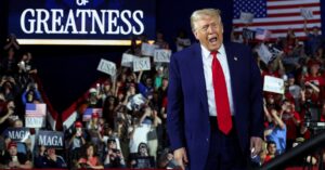 コラム：トランプ米政権「次の100日」、市場が過小評価する下振れリスク