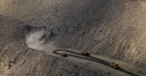 アングル：米とウクライナの資源協定、収益化は10年以上先か