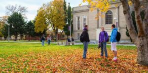 大学進学は今でも十分な価値を持つ…ただし、避けるべき3つのことがある