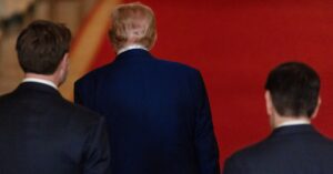 〔焦点〕トランプ氏のイラン攻撃は「最大の賭け」、リスクも未知数