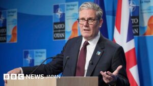 スターマー英首相、福祉手当削減でUターン 党内造反を受け