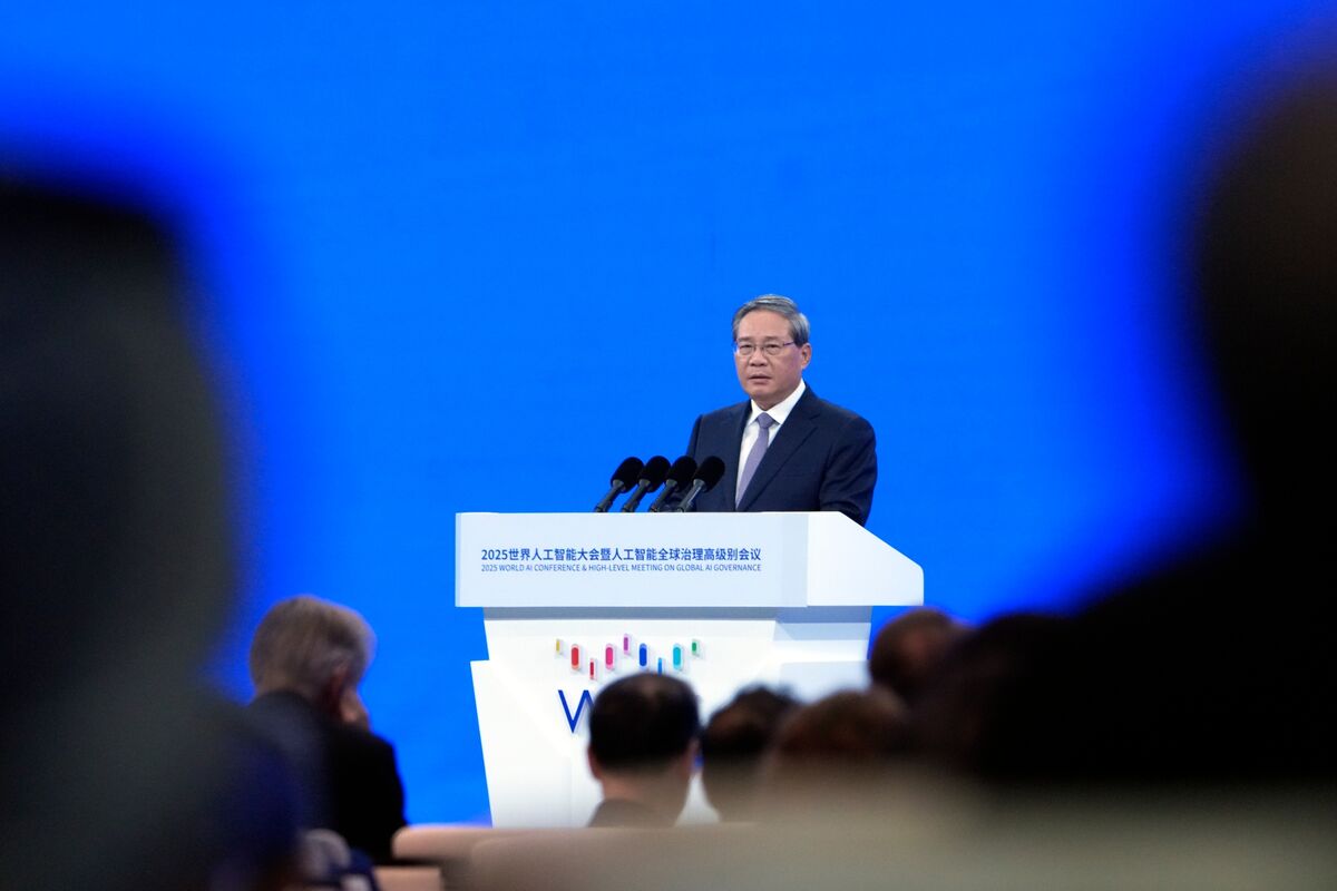 中国首相、ＡＩ国際組織の創設提唱－技術「独占」に対抗姿勢