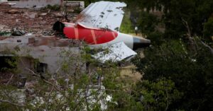 エア・インディア墜落、燃料制御スイッチが「オフ」に 暫定報告