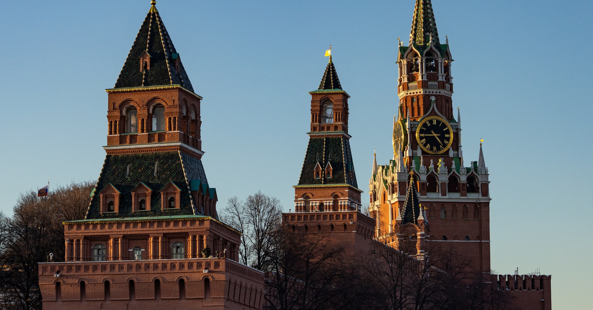 米が英国に核兵器配備と報道、ロシア「状況を注視」