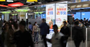 中国、雇用下支えへ支援策 米との貿易摩擦長期化で対応