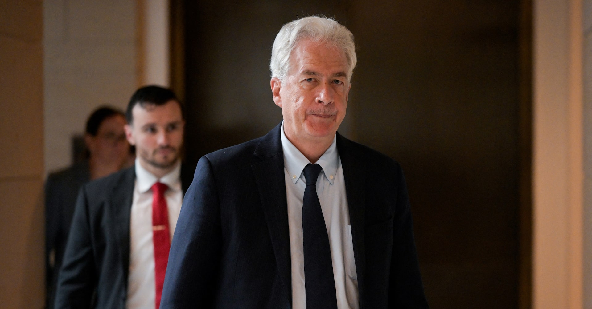 トランプ政権の連邦職員大量解雇「独裁的報復」、バーンズ前CIA長官が非難