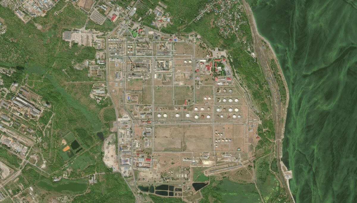 ウクライナがまた製油所攻撃、ロシアは季節的な燃料不足が悪化